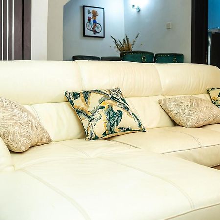 Palm Heights Apartments - Omole Phase 1, Ikeja Kültér fotó