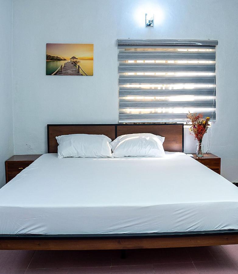 Palm Heights Apartments - Omole Phase 1, Ikeja Kültér fotó